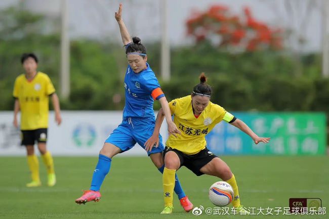美女扒开让男人桶