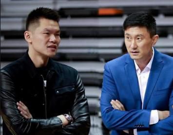 长得很黏的长发小姐